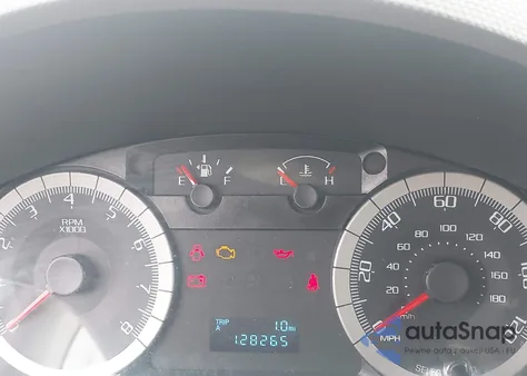 2009 Ford Escape Xls/Xls Manual z USA, uszkodzony, nr VIN 1FMCU02789KB80188